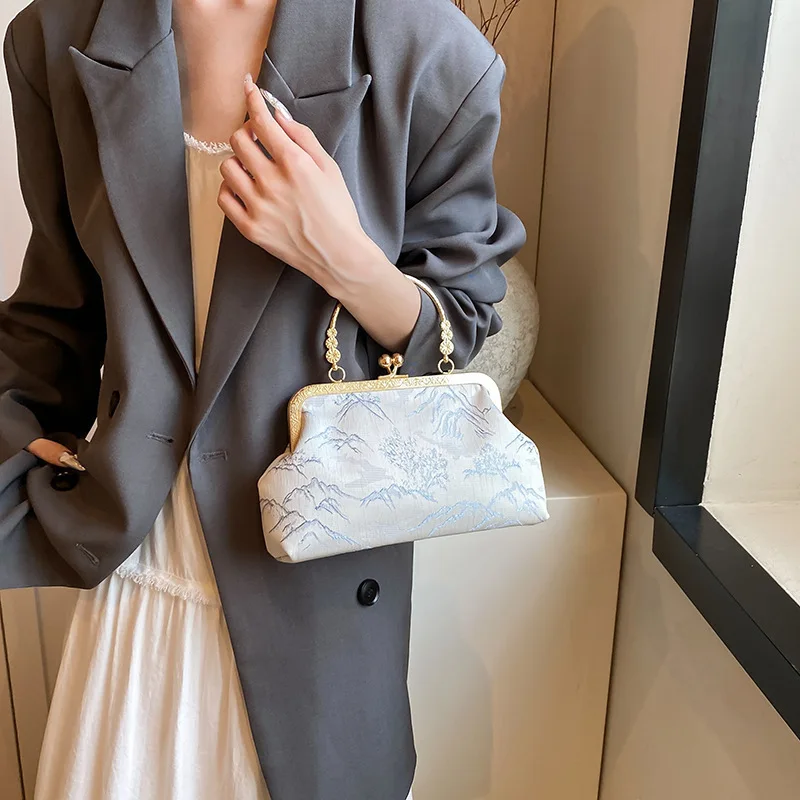 Women's Crossbody Bag, Women's Trendy Fashion Handbag, Clip Bag, Underarm Lace Bag, Shoulder Shell Bag. - Image 4